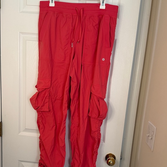 lululemon athletica Pants - Lululemon Dance Studio Relaxed-Fit Mid-Rise Cargo Pant size Large